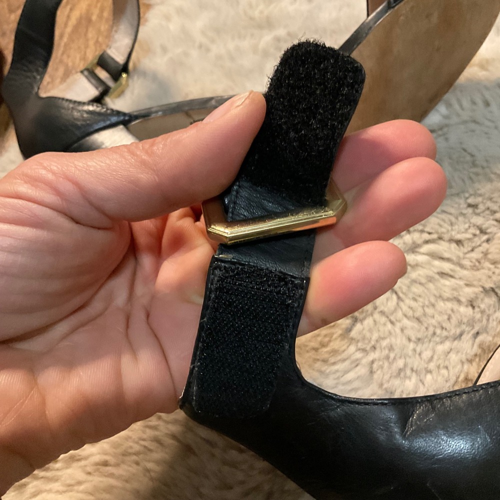 Louise et Cie Size 39 8.5 Black Open Toe Heels Ankle Strap Block  Strappy Lo-Kai - Picture 8 of 9